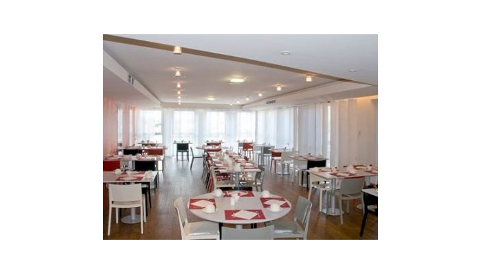 Hotel Holiday Inn poza 6