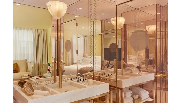 Hotel 9confidentiel poza 17