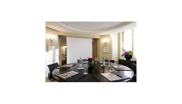 Hotel De La Tramoille poza 11