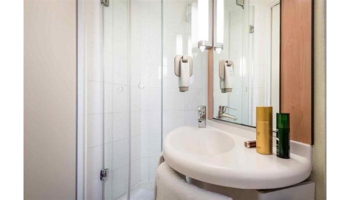 Hotel Ibis Paris Tour Eiffel Cambronne 15eme poza 3