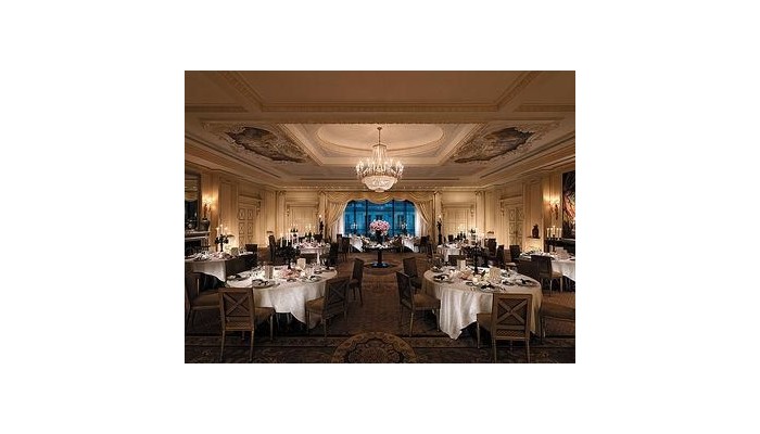 Shangri-la Hotel, Paris poza 3